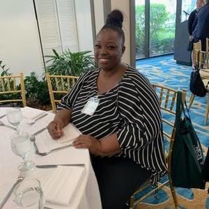 Meet your Posher, Evancia